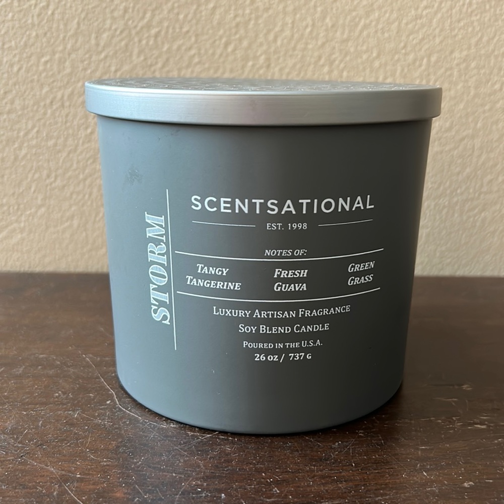 1 Scentsational STORM Soy Blend Large Candle Glass 26 oz